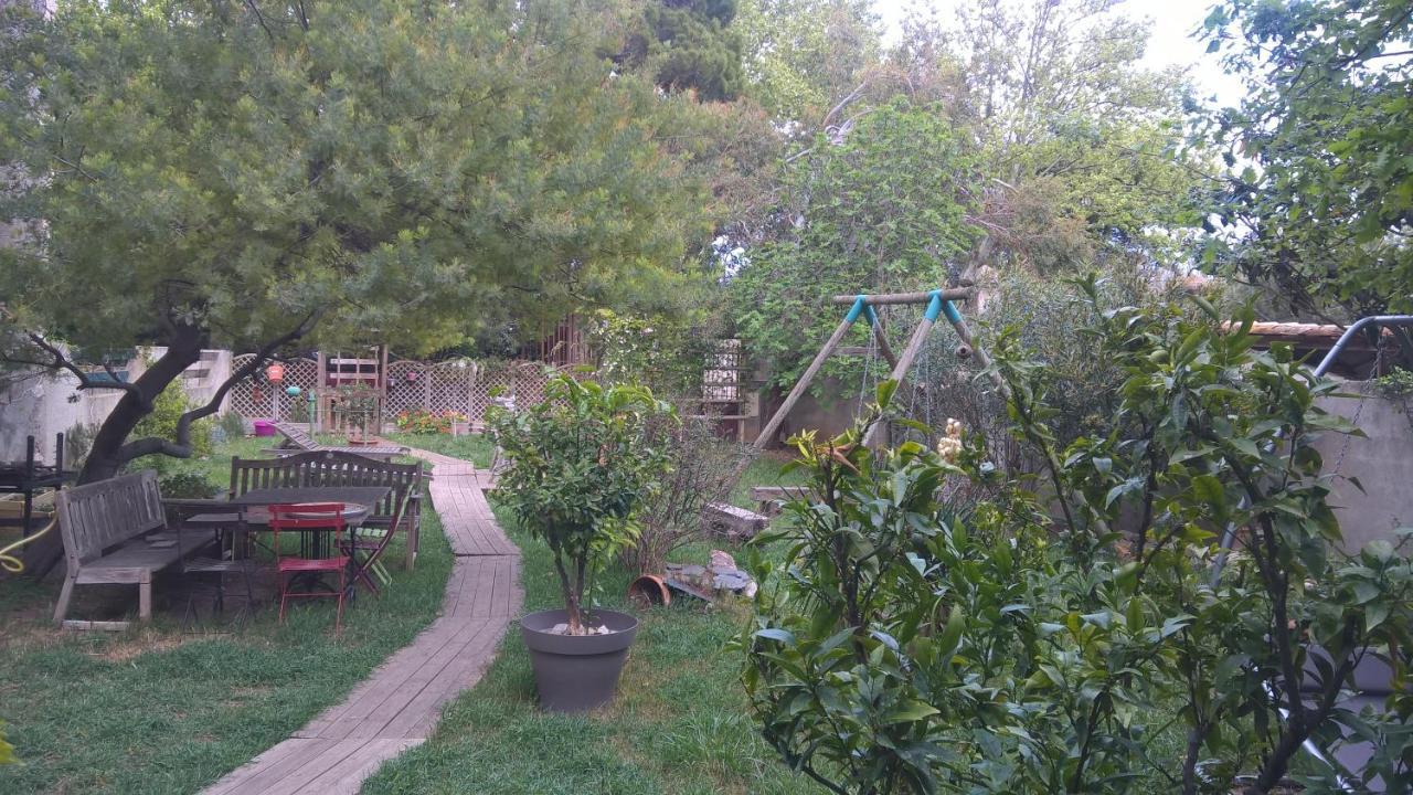 B&B Dutournebelle Нарбонна Экстерьер фото